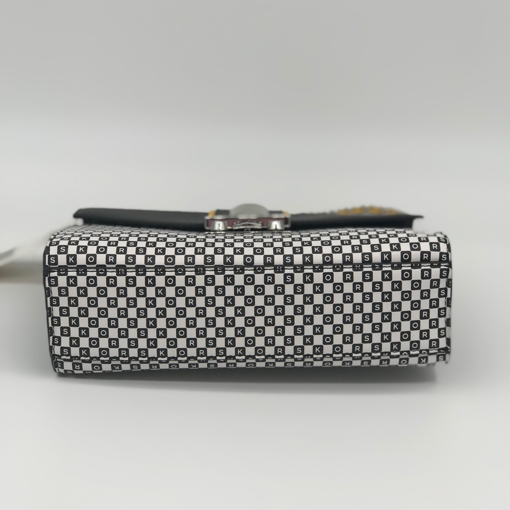 Michael Kors New York City MD Shoulder - Picture 8 of 14